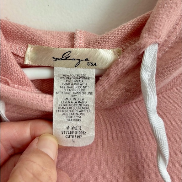 Gaze Pink Hoodie Dress (or long hoodie) - Picture 2 of 6